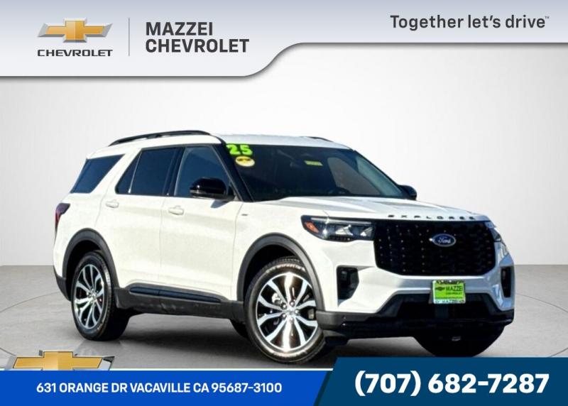 2025 Ford Explorer ST-Line