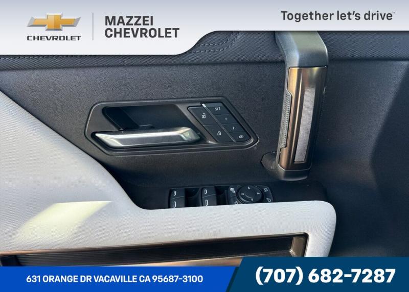 2025 GMC Hummer EV SUV