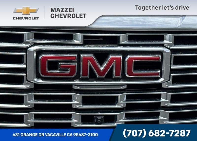 2025 GMC Yukon XL