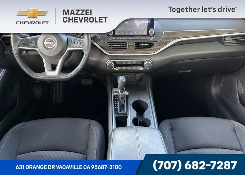 2025 Nissan Altima