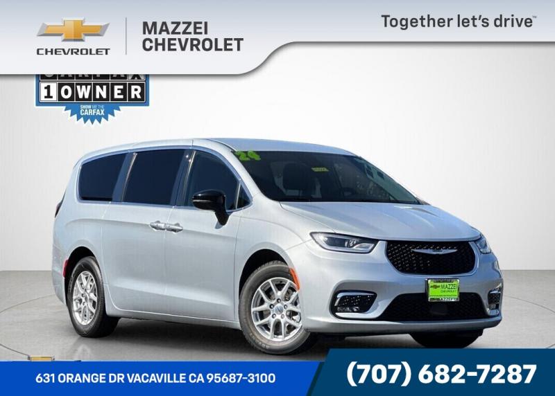 2024 Chrysler Pacifica Touring L