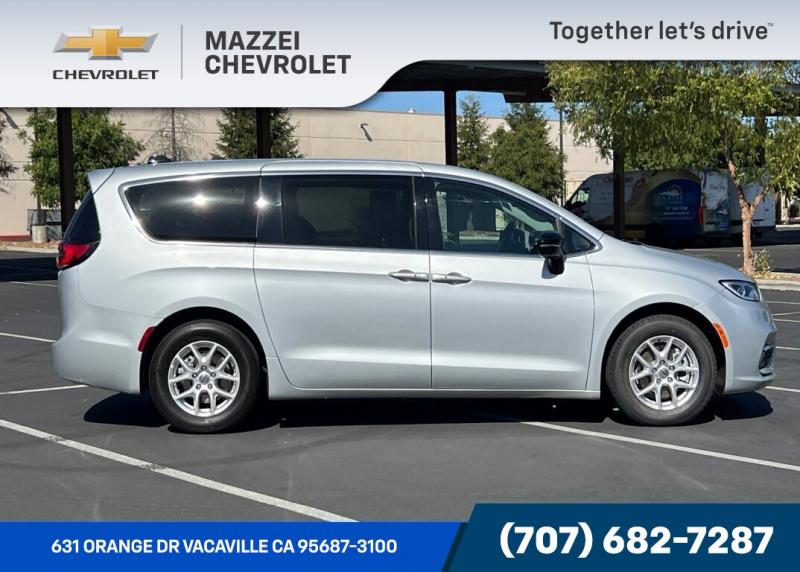 2024 Chrysler Pacifica