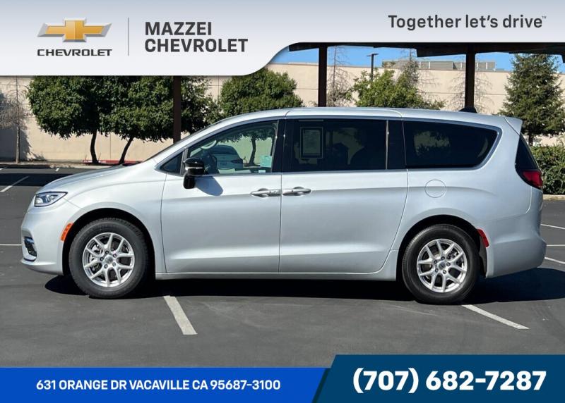 2024 Chrysler Pacifica