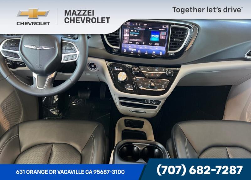2024 Chrysler Pacifica