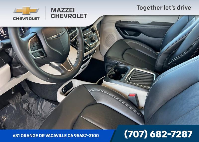 2024 Chrysler Pacifica
