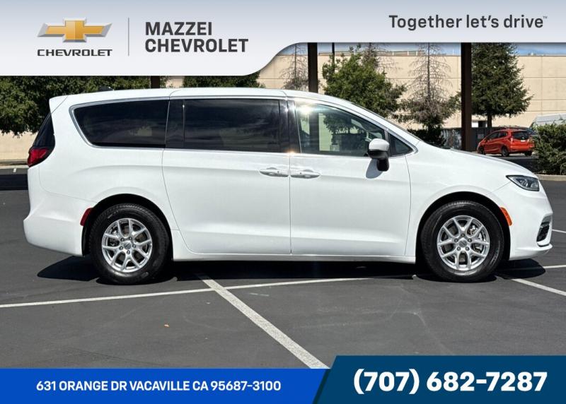 2023 Chrysler Pacifica