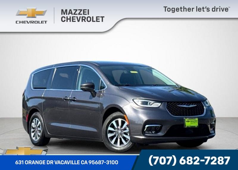2022 Chrysler Pacifica Hybrid Touring L