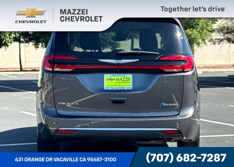 2022 Chrysler Pacifica Hybrid