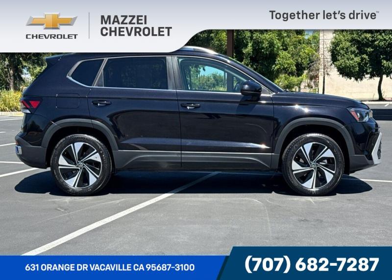 2025 Volkswagen Taos