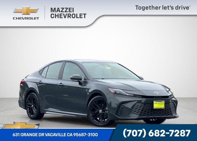 2025 Toyota Camry SE