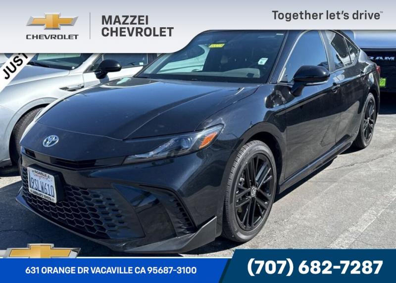 2025 Toyota Camry SE