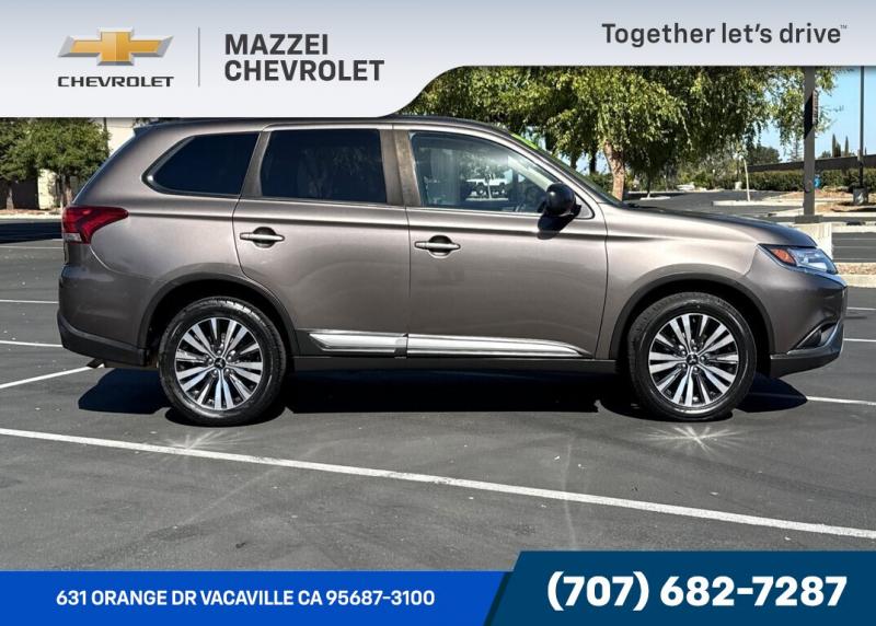 2020 Mitsubishi Outlander