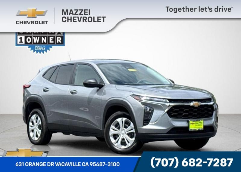 2025 Chevrolet Trax LS