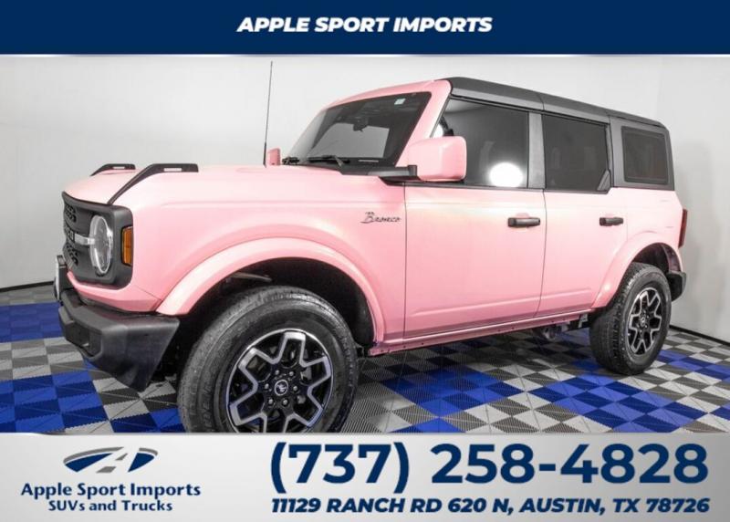 2023 Ford Bronco Custom Pink