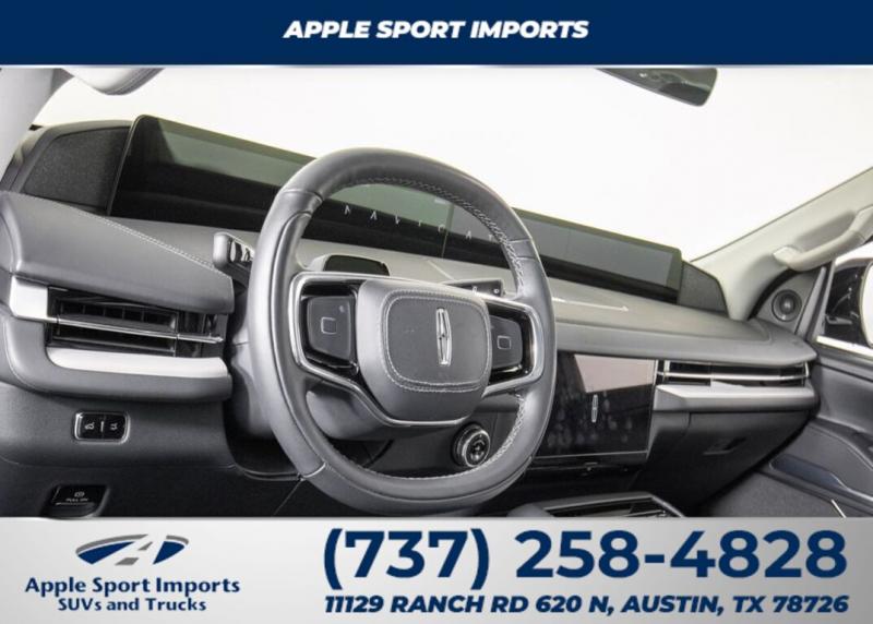 2025 Lincoln Navigator
