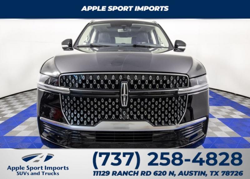 2025 Lincoln Navigator