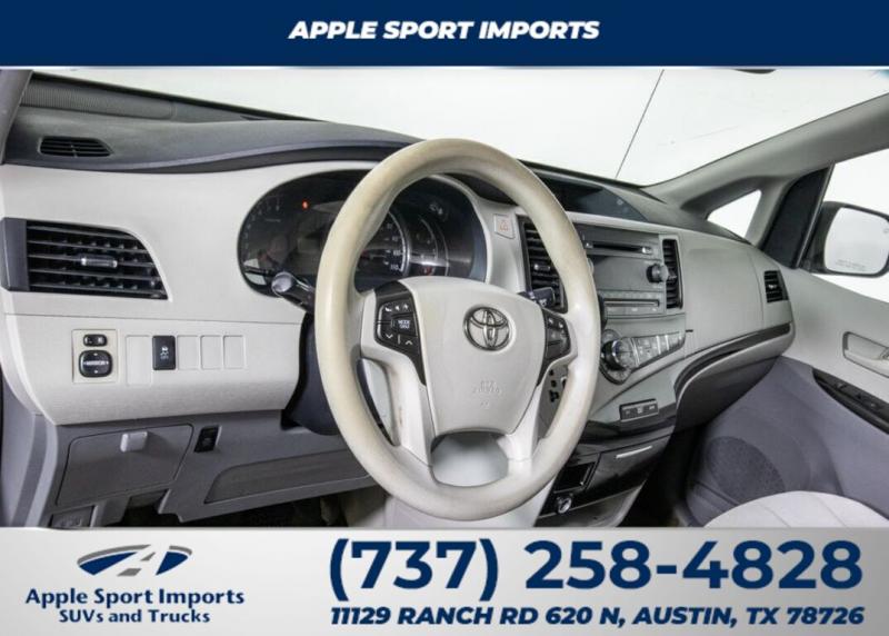 2014 Toyota Sienna
