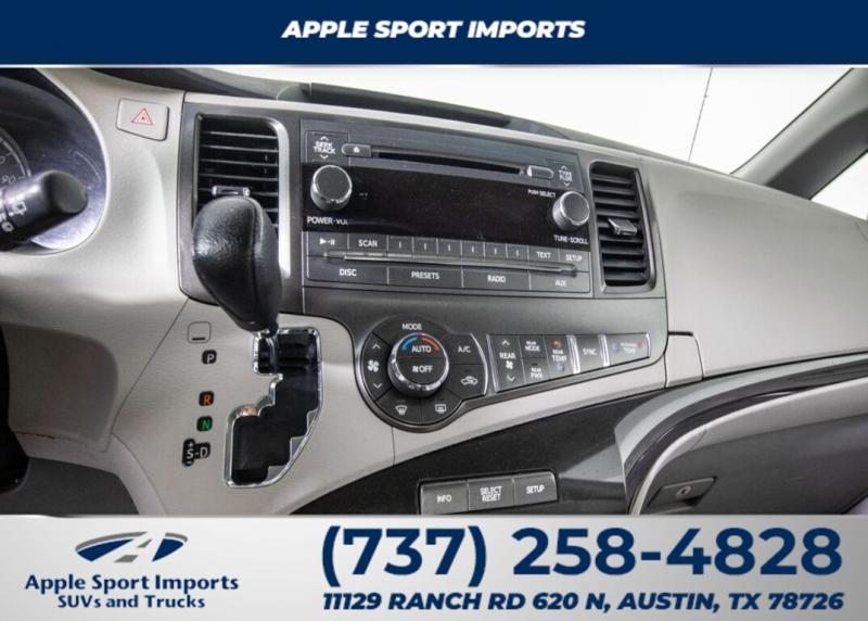 2014 Toyota Sienna