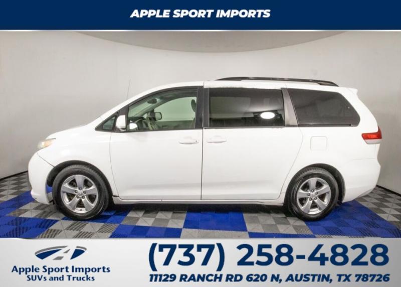 2014 Toyota Sienna