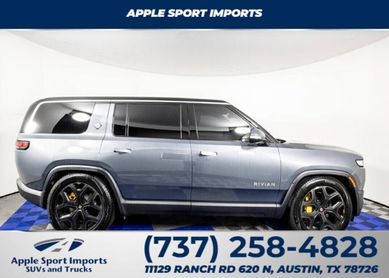 2023 Rivian R1S