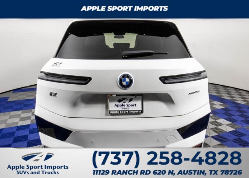 2025 BMW iX