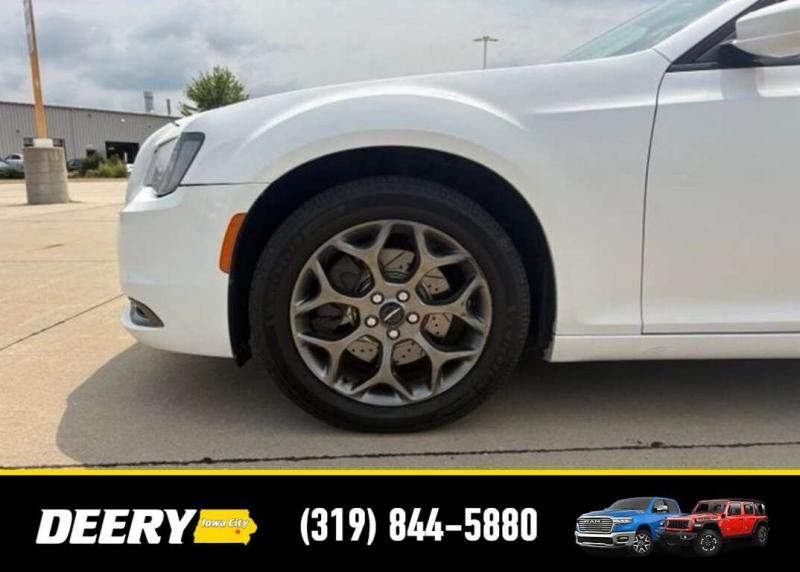 2015 Chrysler 300