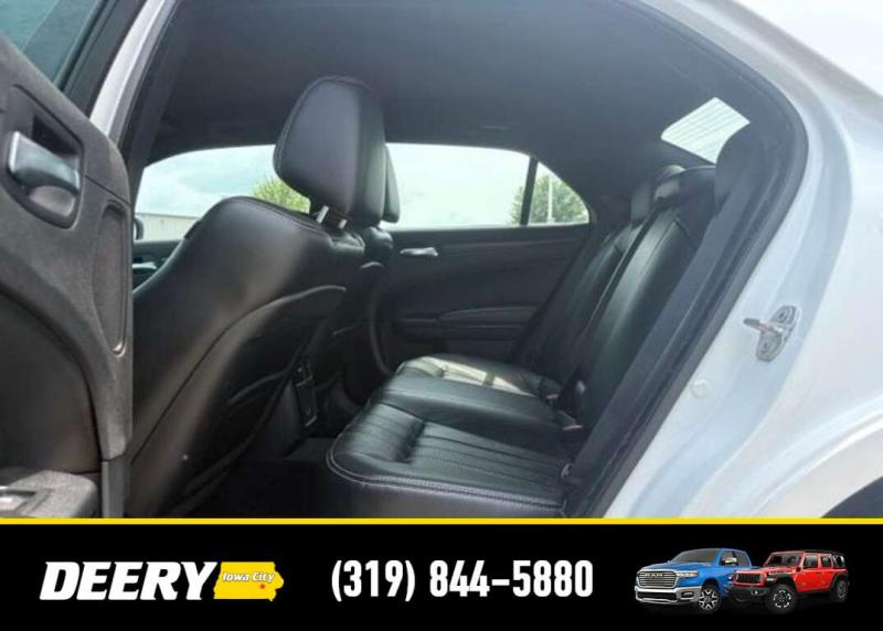 2015 Chrysler 300