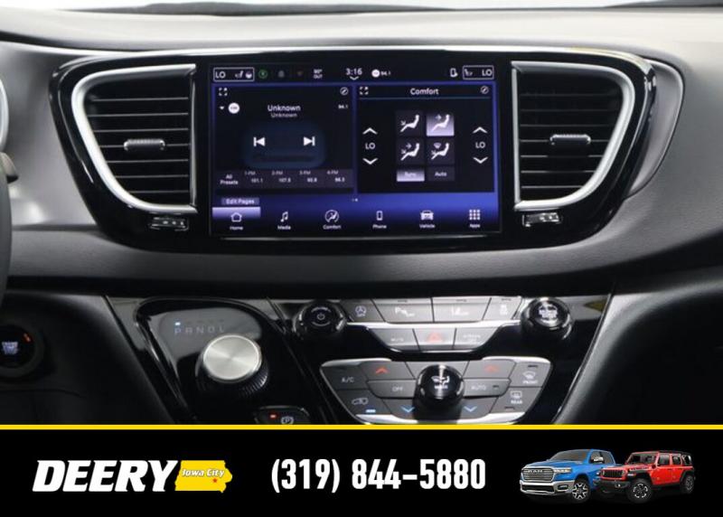 2025 Chrysler Pacifica