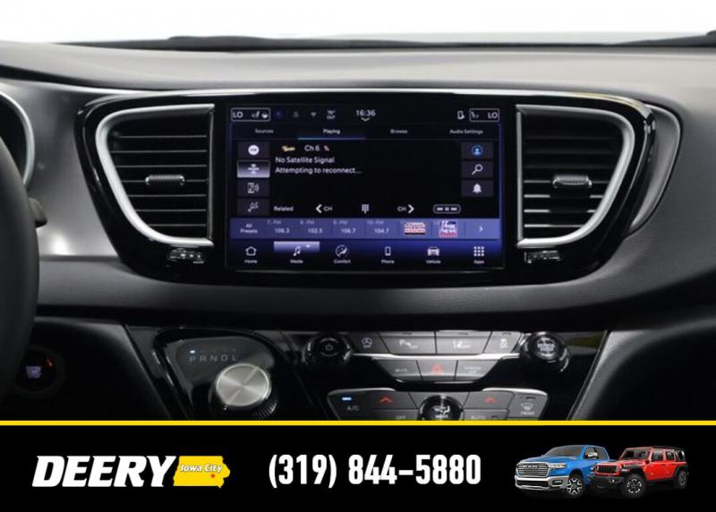 2025 Chrysler Pacifica