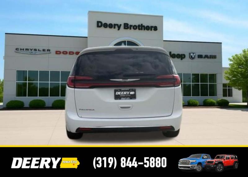 2022 Chrysler Pacifica