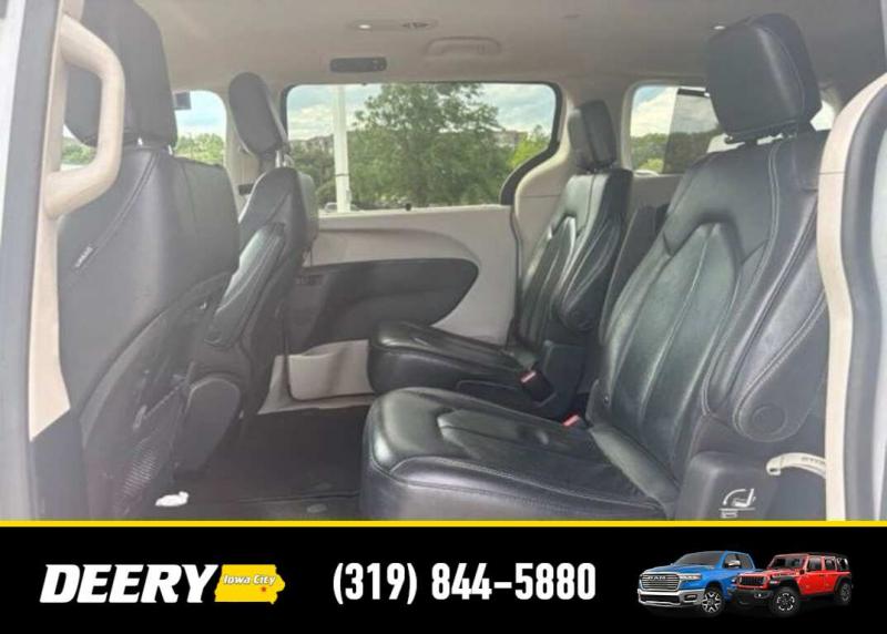 2022 Chrysler Pacifica