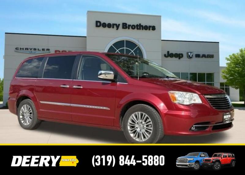 2014 Chrysler Town & Country Touring-L