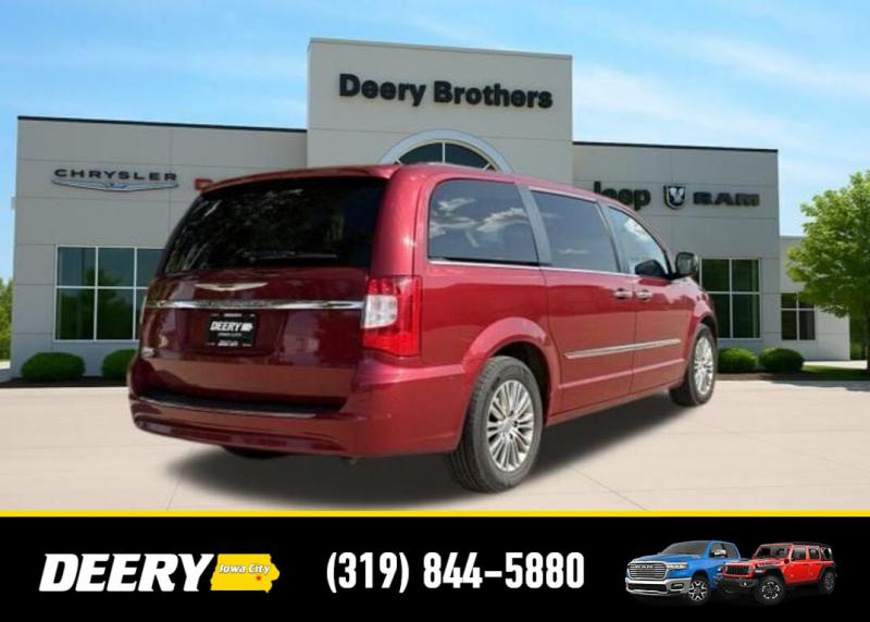 2014 Chrysler Town & Country