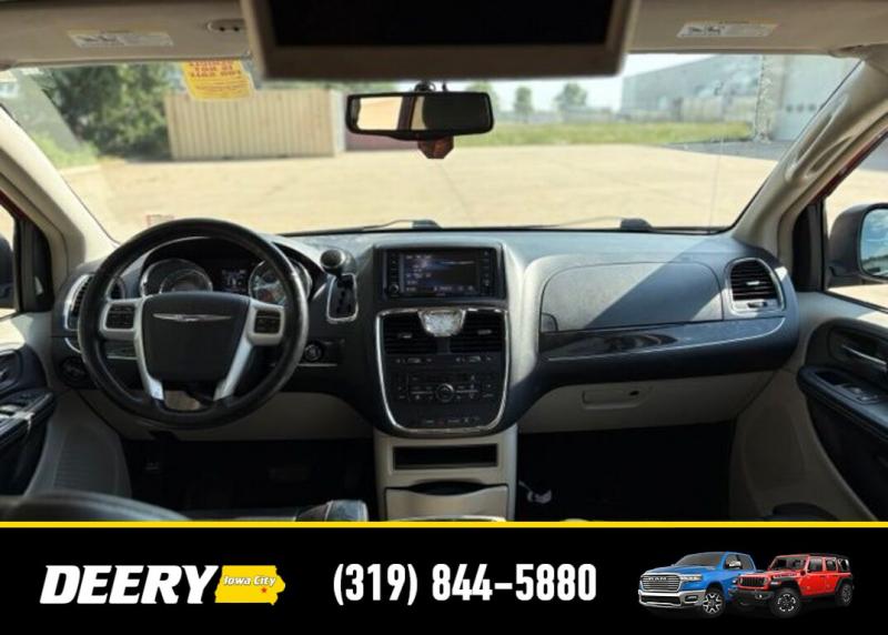2014 Chrysler Town & Country
