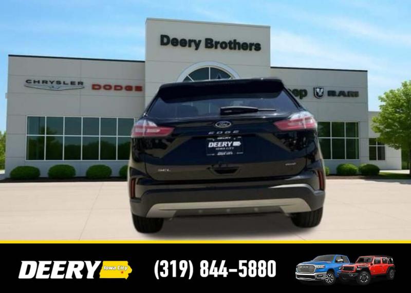 2023 Ford Edge