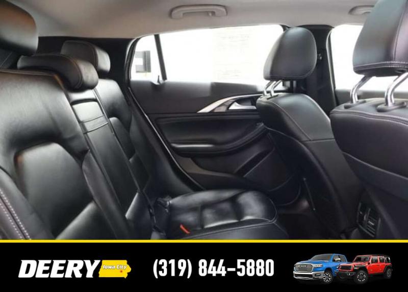 2018 INFINITI QX30