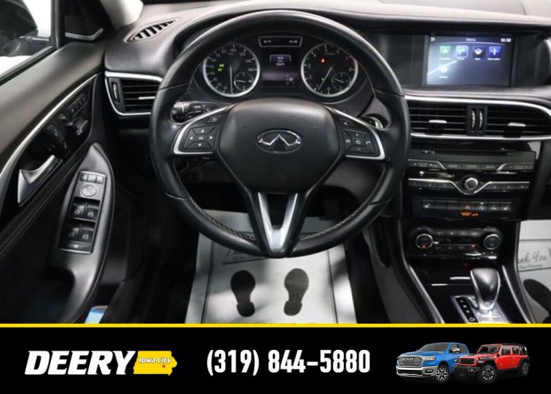 2018 INFINITI QX30
