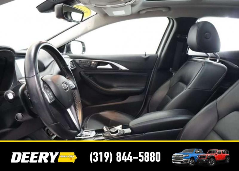 2018 INFINITI QX30