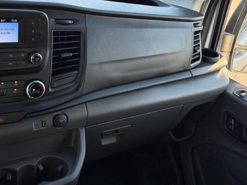 2025 Ford Transit 250