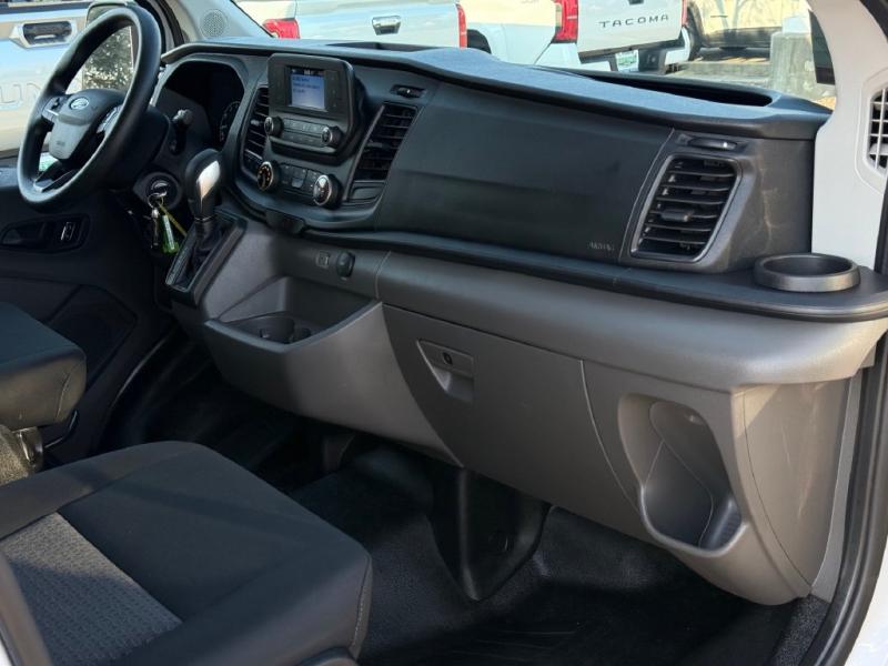 2025 Ford Transit 250
