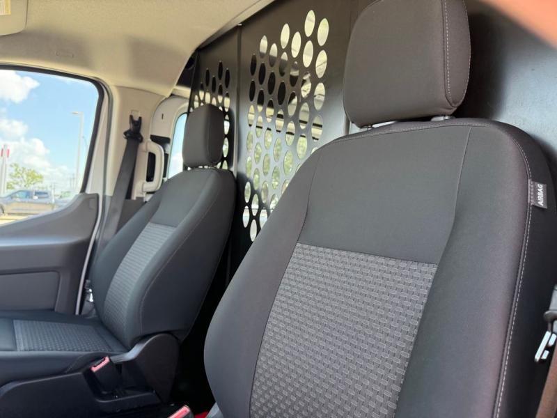 2025 Ford Transit 250