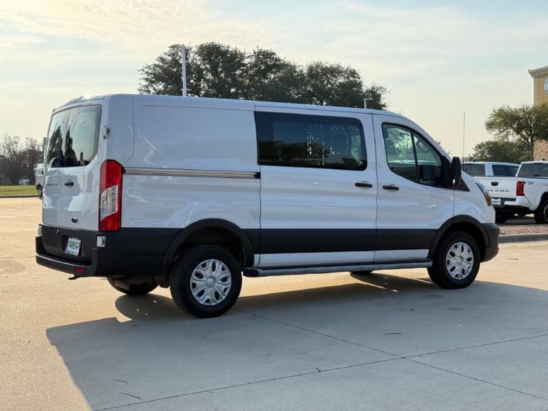 2025 Ford Transit 250