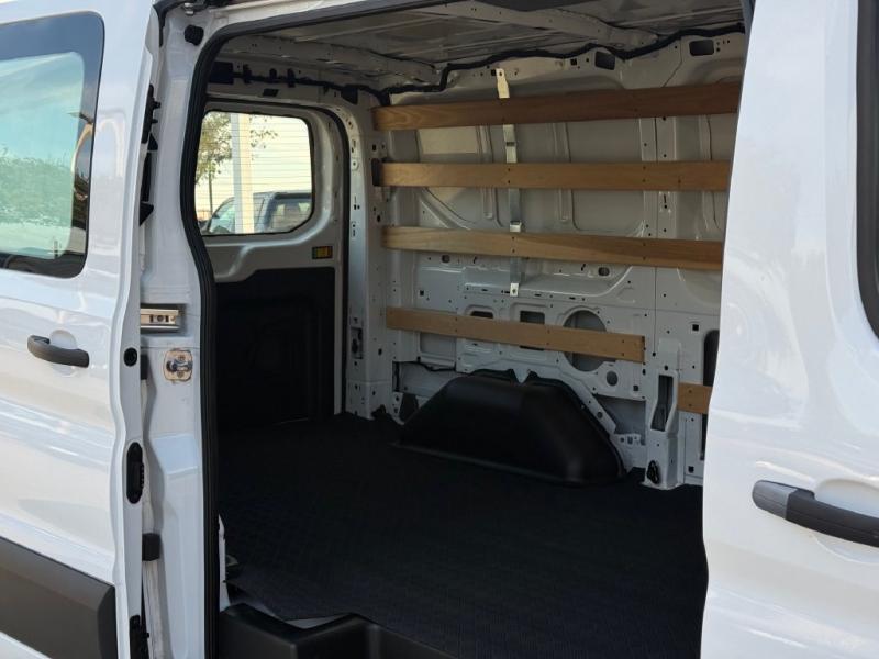 2025 Ford Transit 250