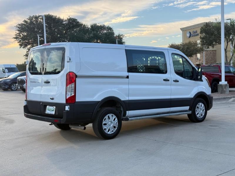 2025 Ford Transit 250