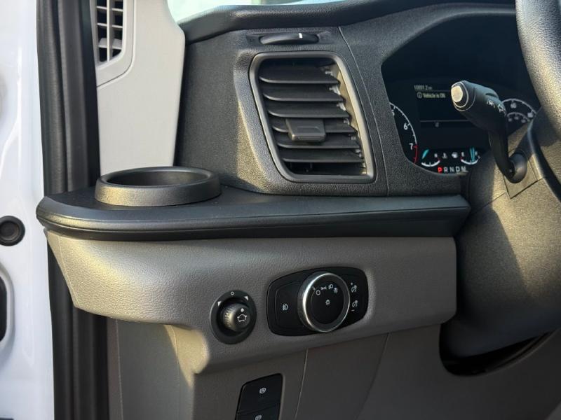 2025 Ford Transit 250