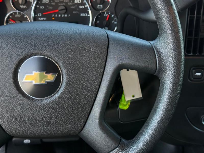 2025 Chevrolet Express 2500