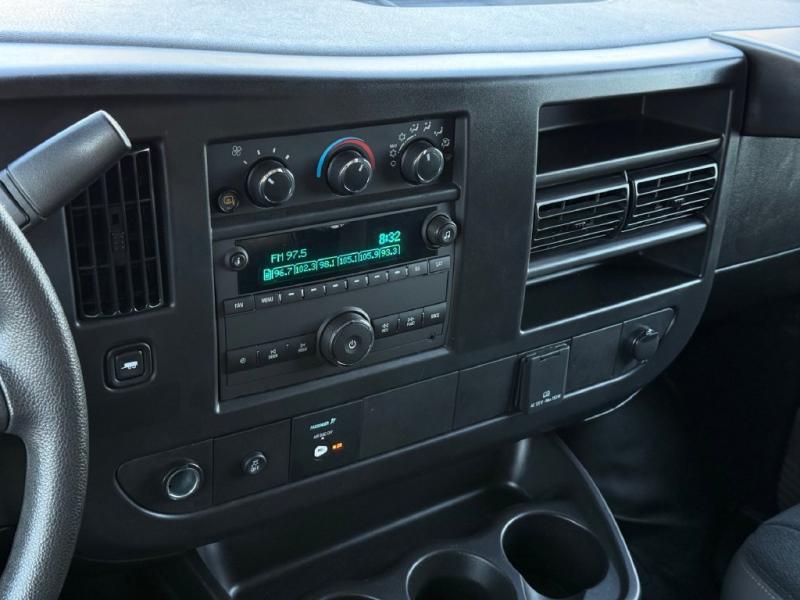 2025 Chevrolet Express 2500