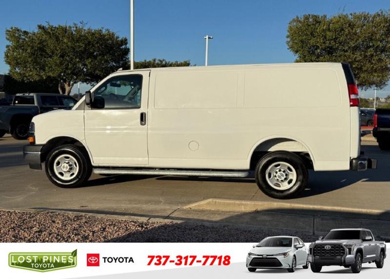 2025 Chevrolet Express 2500