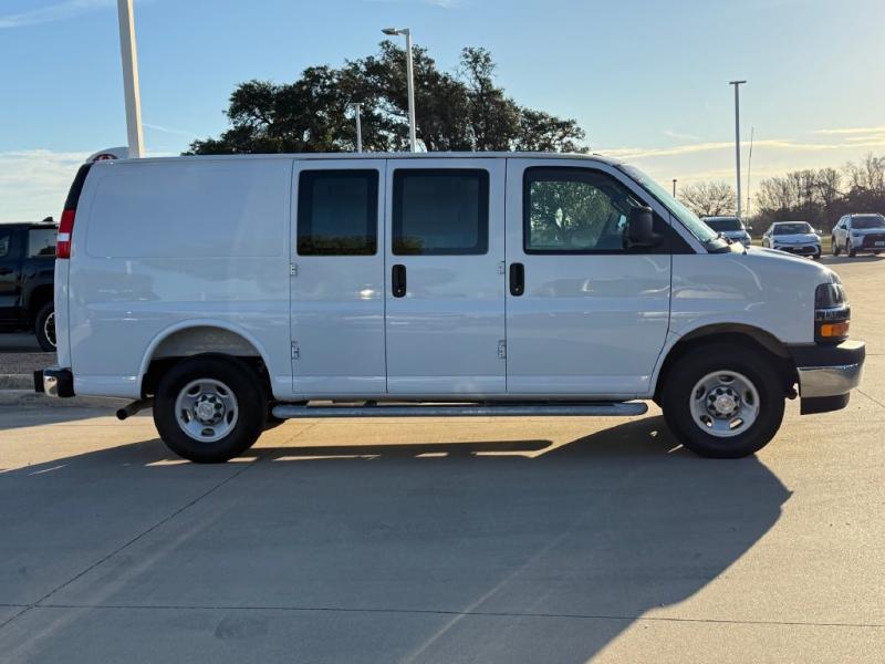 2025 Chevrolet Express 2500