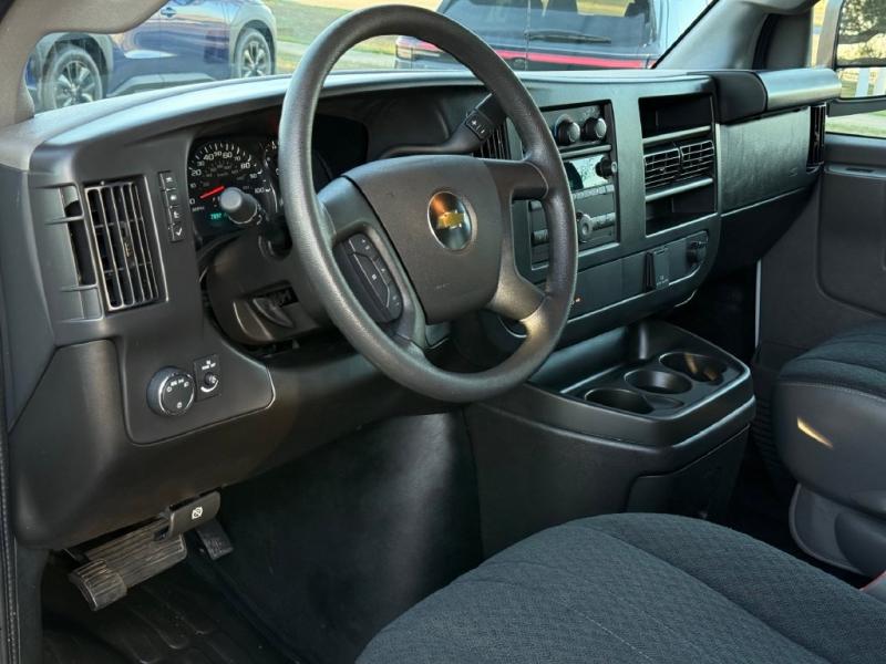 2025 Chevrolet Express 2500